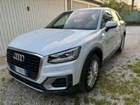 Usata Audi Q2 Business 116 CV (85 kW) 2016 Bianco SUV