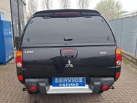 Usata Mitsubishi L200 Invite 136 CV (100 kW) 2007 Nero met Pick-up