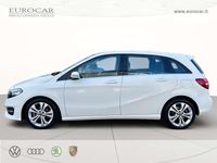 Usata Mercedes B200 136 CV (100 kW) 2019 Bianco Monovolume