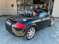 Usata Audi TT Roadster 179 CV (131 kW) 2001 Nero Cabrio
