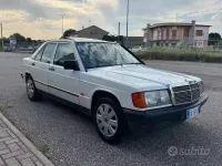 Usata Mercedes 190 90 CV (66 kW) 1988 Bianco Berlina