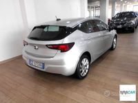 Usata Opel Astra Business Elegance 111 CV (81 kW) 2021 Argento Berlina