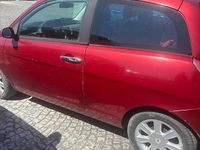Usata Lancia Ypsilon 60 CV (44 kW) 2004 Rosso Utilitaria