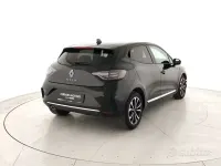 Usata Renault Clio V Techno 91 CV (66 kW) 2025 Nero matallizzato Berlina