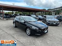 Usata Volvo V40 R-Design 120 CV (88 kW) 2018 Nero Station wagon