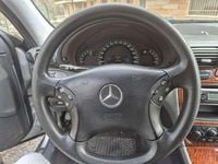 Usata Mercedes C220 Classic 143 CV (105 kW) 2003 Argento Berlina