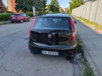 Usado Fiat Punto Active 60 CV (44 kW) 2010 Negro Utilitario