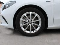 Usata Mercedes B250e 160 CV (117 kW) 2022 Bianco Monovolume