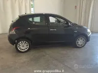 Usata Lancia Ypsilon Silver 69 CV (50 kW) 2013 Nero Utilitaria