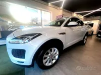 Usata Jaguar E-Pace R-Dynamic 150 CV (110 kW) 2018 Bianco SUV