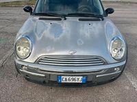 Usata Mini Cooper 116 CV (85 kW) 2001 Grigio Utilitaria