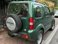 Usata Suzuki Jimny 86 CV (63 kW) 2010 Verde SUV