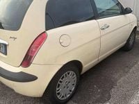 Usata Lancia Ypsilon 70 CV (51 kW) 2006 Giallo Utilitaria