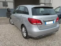 Usata Mercedes B180 Premium 109 CV (80 kW) 2015 Grigio Utilitaria
