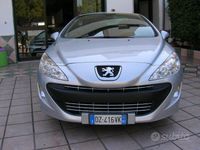 Usata Peugeot 308 CC 112 CV (82 kW) 2010 Argento metallizzato Cabrio