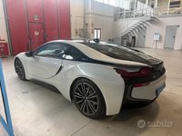 Usata BMW i8 374 CV (275 kW) 2020 Bianco Coupé