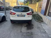 Usata Nissan Qashqai Tekna 110 CV (80 kW) 2015 Bianco SUV