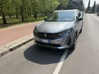 Usata Peugeot 5008 Allure 131 CV (96 kW) 2023 Grigio SUV