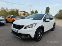 Usata Peugeot 2008 GT-line 110 CV (80 kW) 2017 Bianco SUV