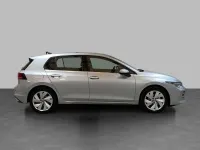 Usata VW Golf VIII Style 150 CV (110 kW) 2025 Dolomite silver metallizzato Berlina