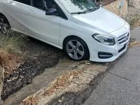 Usata Mercedes B200 136 CV (100 kW) 2019 Bianco Utilitaria