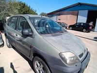 Usata Renault Scénic 138 CV (101 kW) 2000 Verde Monovolume