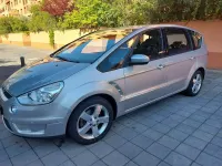 Usata Ford S-MAX S 140 CV (102 kW) 2010 Argento Monovolume