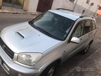 Usata Toyota RAV4 150 CV (110 kW) 2000 Grigio SUV