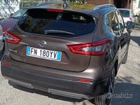 Usata Nissan Qashqai Tekna 131 CV (96 kW) 2018 Grigio SUV