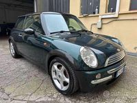 Usata Mini Cooper 116 CV (85 kW) 2004 Verde Utilitaria