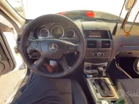Usata Mercedes C200 136 CV (100 kW) 2010 Grigio Station wagon