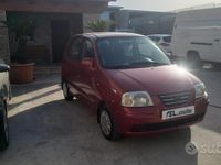 Usata Hyundai Atos Comfort 59 CV (43 kW) 2004 Rosso Utilitaria
