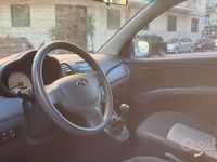 Usata Hyundai i10 2011 Rosso Utilitaria