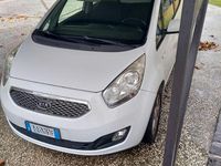Usata Kia Venga 90 CV (66 kW) 2011 Bianco Utilitaria