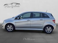 Usata Mercedes B180 Premium 109 CV (80 kW) 2011 Argento Monovolume