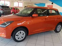 Nuova Suzuki Swift 90 CV (66 kW) 2025 Arancione Utilitaria