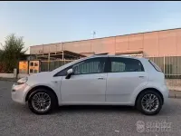 Usata Fiat Punto Pop 77 CV (56 kW) 2012 Utilitaria