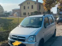 Usata Opel Agila 80 CV (58 kW) 2004 Grigio Monovolume