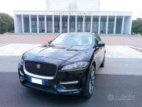 Usata Jaguar F-Pace R-Sport 180 CV (132 kW) 2017 Nero SUV