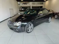 Usata Mercedes CLK200 163 CV (119 kW) 2008 Nero Cabrio