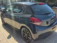 Begagnad Peugeot 208 82 HK (60 kW) 2018 Grå Halvkombi