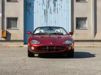 Usata Jaguar XKR 363 CV (266 kW) 2002 Rosso Cabrio