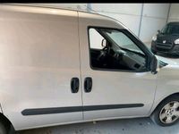 Usata Fiat Doblò 75 CV (55 kW) 2011 Bianco Monovolume