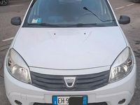 Usata Dacia Sandero Ambiance 75 CV (55 kW) 2011 Bianco Utilitaria