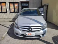 Usata Mercedes B180 Premium 109 CV (80 kW) 2012 Argento metallizzato Monovolume