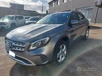 Begagnad Mercedes GLA200 136 HK (100 kW) 2018 Grå SUV