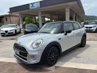 Usata Mini Cooper D Business 116 CV (85 kW) 2016 Grigio Utilitaria