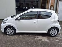 Usata Toyota Aygo Connect Style 68 CV (50 kW) 2014 Other Utilitaria