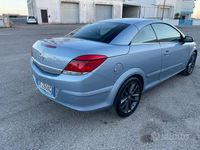 Usata Opel Astra Cabriolet 180 CV (132 kW) 2007 Blu Cabrio