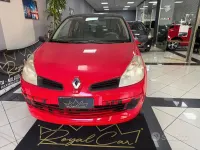 Usata Renault Clio II 75 CV (55 kW) 2006 Rosso Berlina